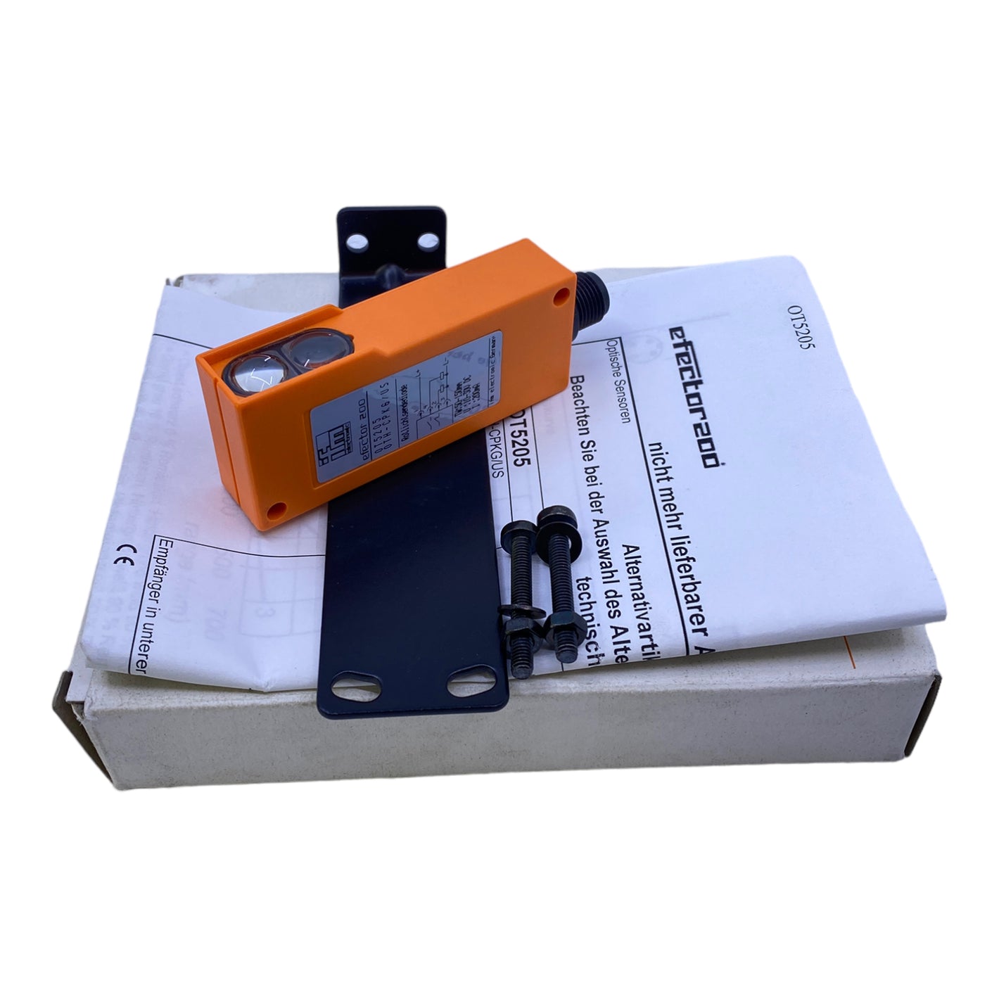 Ifm OT5205 diffuse reflection sensor 10-30V DC 200mA 660Nm -40...60°C
