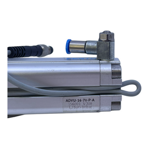 Festo ADVU-16-70-P-A Kompaktzylinder 156001  für industriellen Einsatz Zylinder