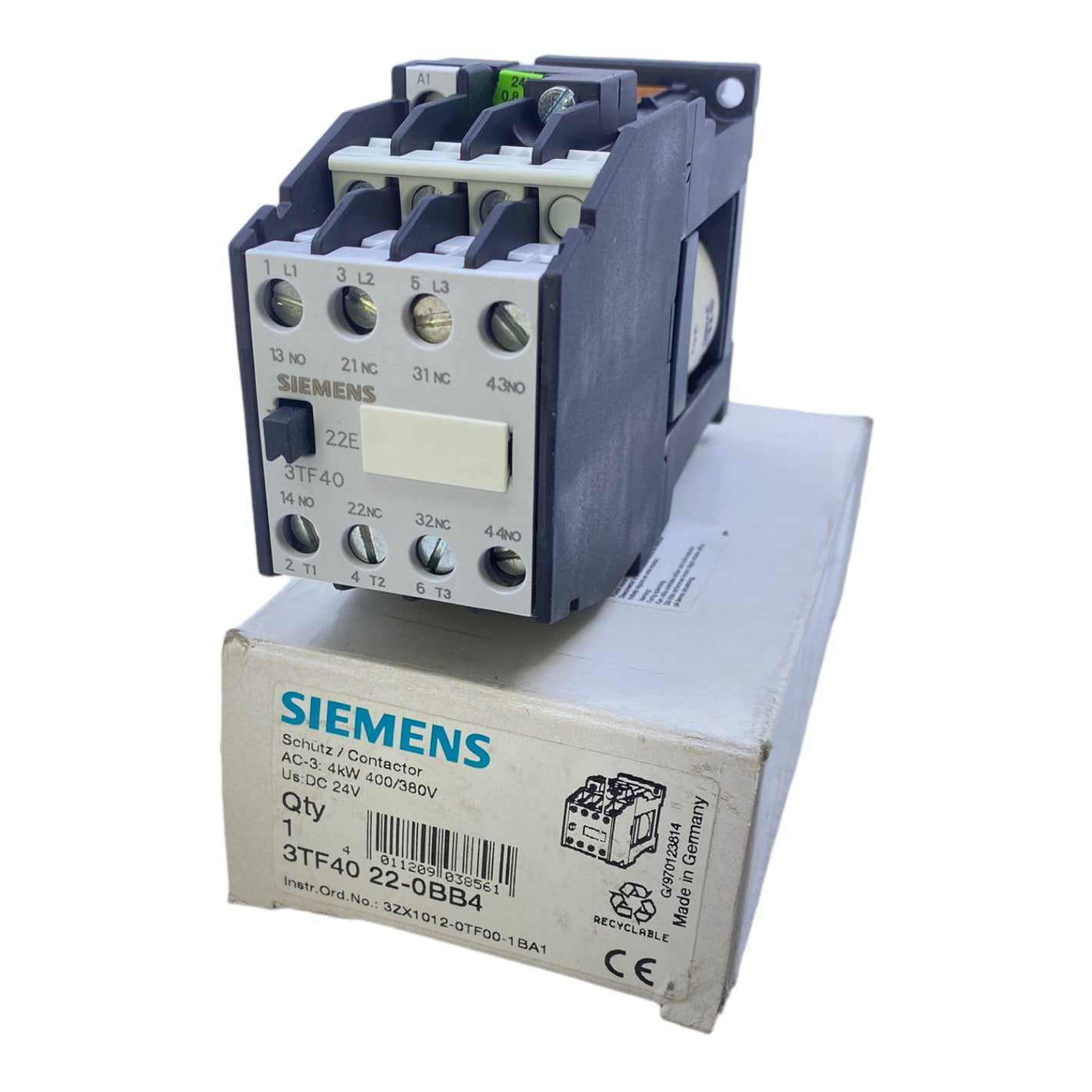 Siemens 3TF4022-0BB4 contactor 24V DC 4kW 400/380V AC 2N0+2NC 