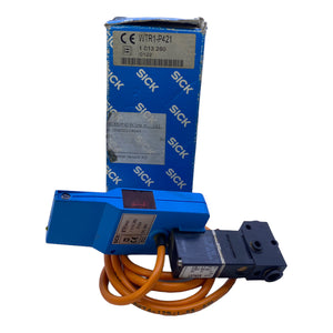 Sick WTR1-P421 Photoelectric Sensor 1013260 24V DC 25 mA PNP 4 pin 