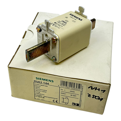 Siemens 3NA3144 fuse links for industrial use 250A 500V PU:3pcs