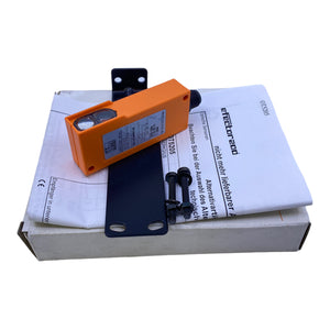 Ifm OT5205 Reflexlichttaster 10-30V DC 200mA 660Nm -40...60°C