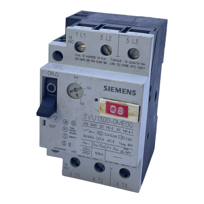 Siemens 3VU1300-0ME00 circuit breaker for industrial use 50/60Hz