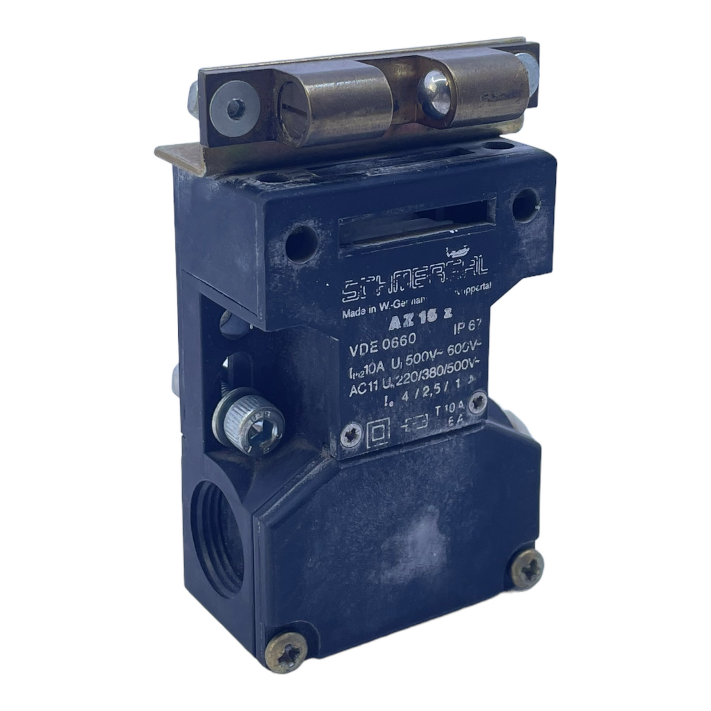 Schmersal AZ15z safety switch for industrial applications