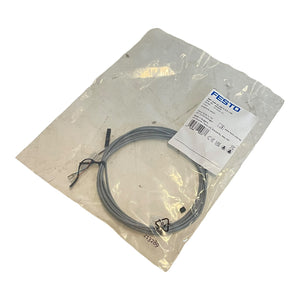 Festo SMT-10M-PS-24V-E-2.5-L-OE proximity switch for industrial use 551373 F