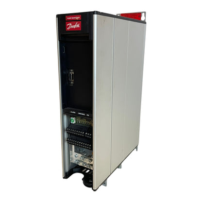 Danfoss 175Z0052 Frequenzumrichter 4,3kVA VLT5004PT5B20STR3DLF00A00 Industrie