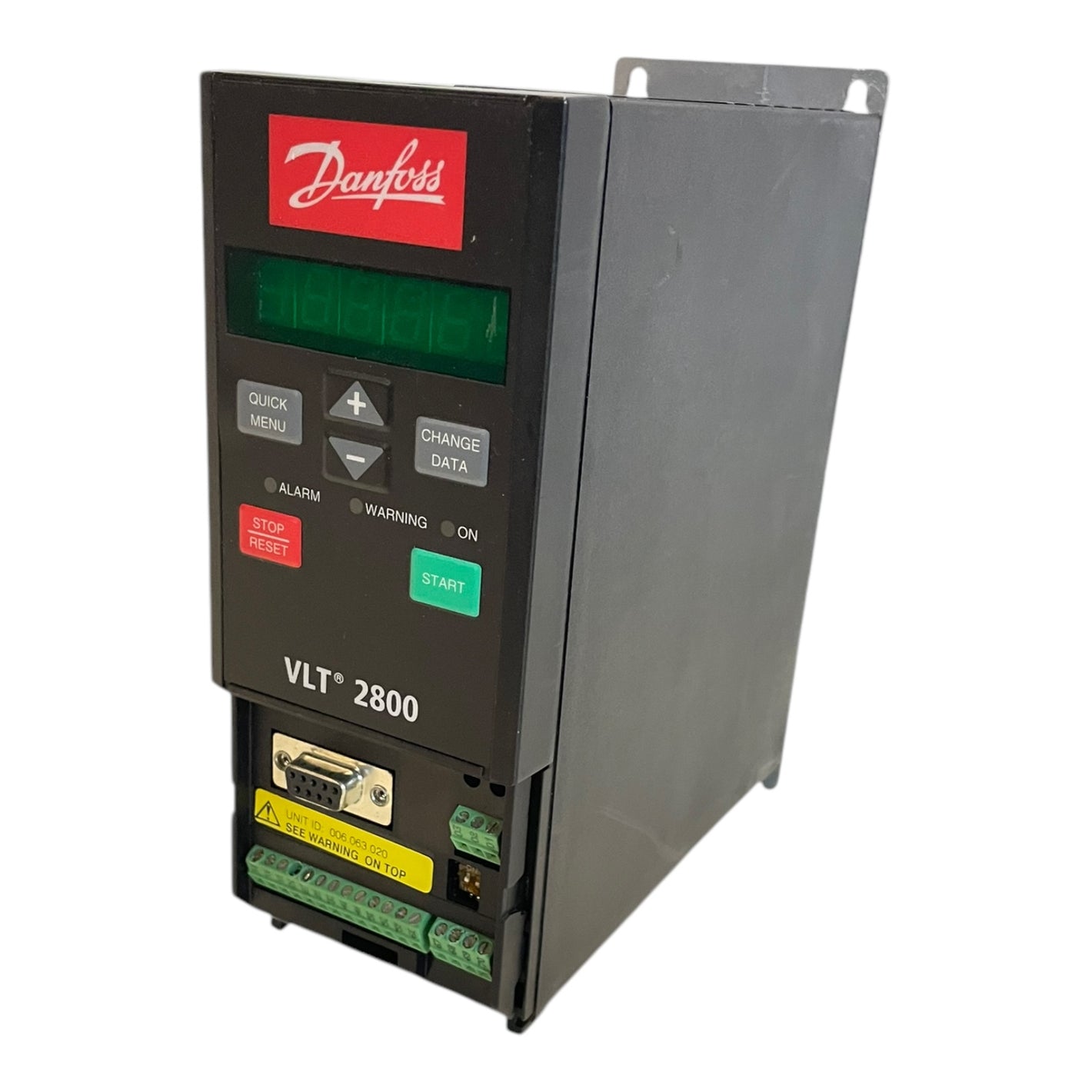 Danfoss 195N0031 Frequenzumrichter 1,7kVA VLT2807PS2B20STR1DBF10A00 Industrie