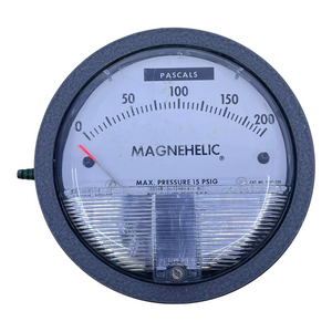 Magnehelic differential pressure gauge