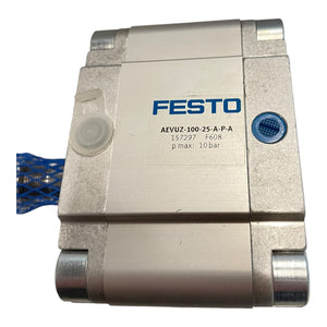 Festo AEVUZ-100-25-A-P-A Kompaktzylinder 157297 für industriellen Einsatz
