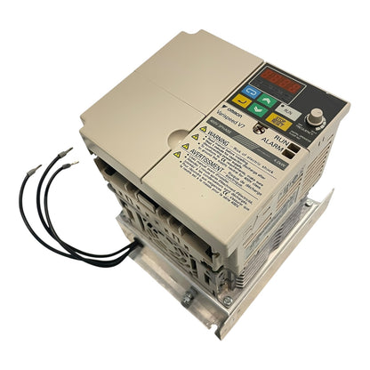 Omron Frequenzumrichter 7kVA 380V Varispeed V7 CIMR-V7AZ44P0 Industrie Einsatz