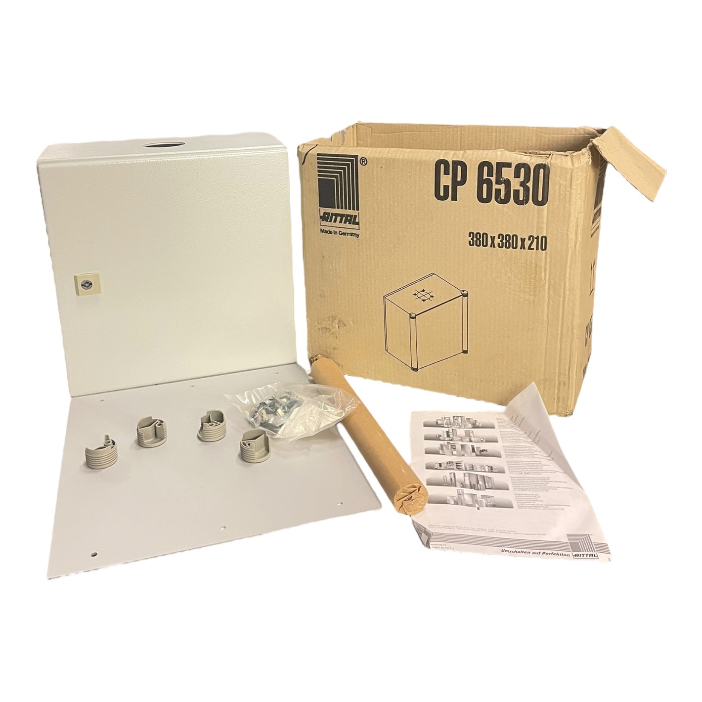 Rittal Hersteller: Rittal Typ/Herstellernummer: CP6530   Produktart: Schaltschrank Zustand: Neu Standardschaltschrank CP6530 Schaltschrank von Rittal