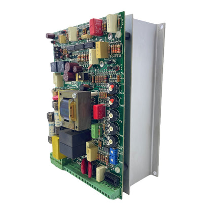 Lenze Antriebsregler 472 Antriebsregler von Lenze für die Industrie Geeignet