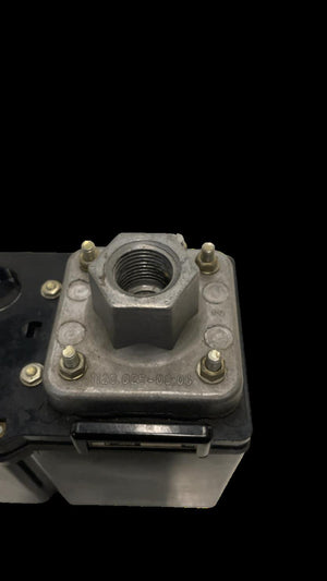 DDR Druckschalter für industriellen Einsatz Druckschalter D2,5/1 1120.025-00:05