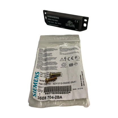 Siemens 3SE6704-2BA Codierter Magnetschalter Sensor für Industrieautomation