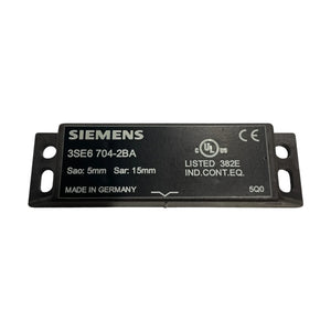 Siemens 3SE6704-2BA Codierter Magnetschalter Sensor für Industrieautomation