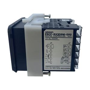 Omron E5CC-RX3D5M-000 Temperaturregler 48x48mm 24V AC/DC Relaisausgang Industrie