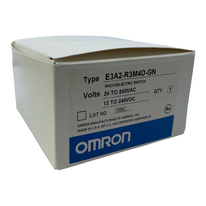 Omron E3A2-R3M4D-GN Fotoelektrischer Sensor Schalter 24-240VAC 12-240VDC