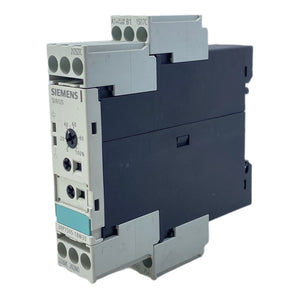Siemens 3RP1505-1BW30 time relay DIN rail 24-240V ac/dc 2-pole changeover contact 