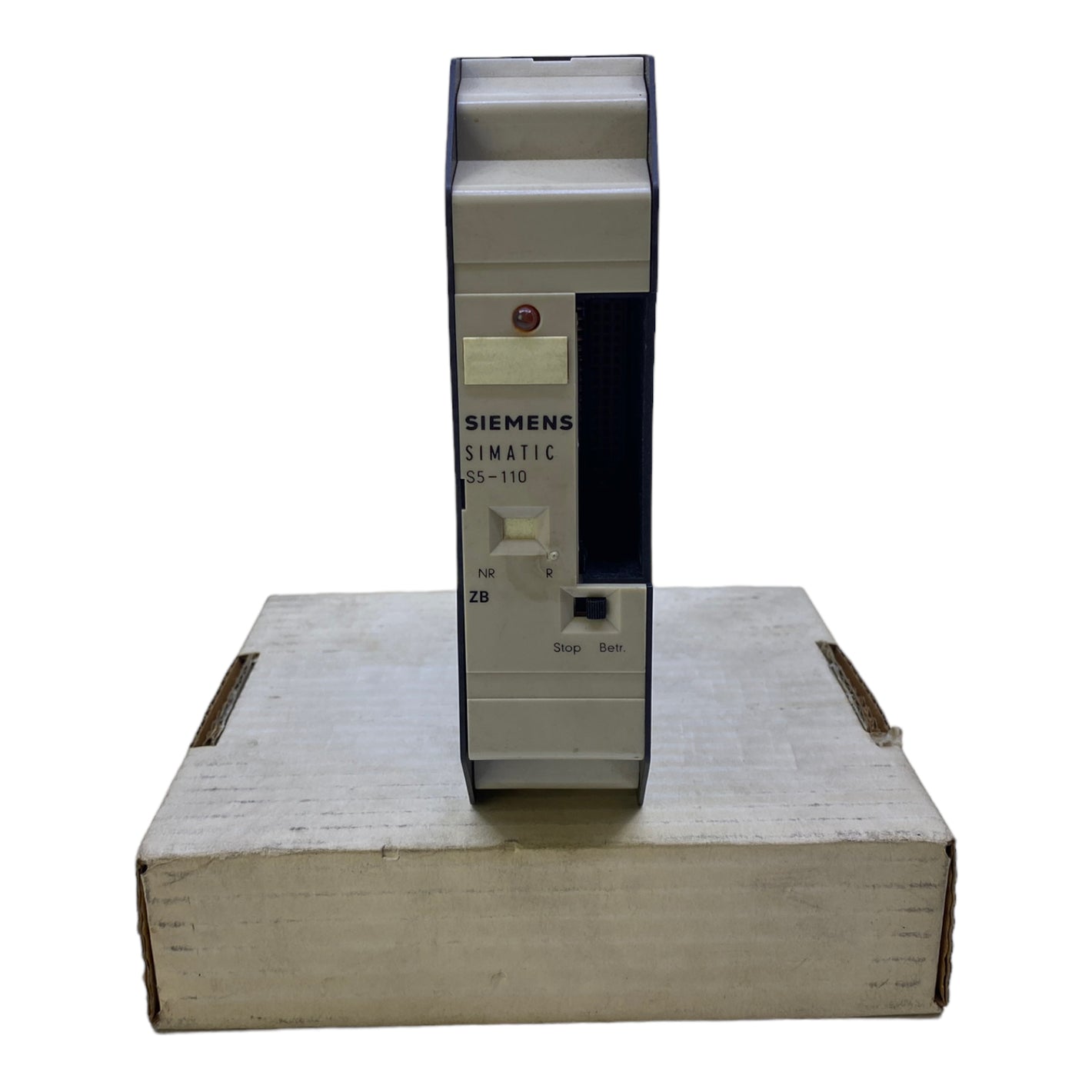Siemens 6ES5900-7AD11 central module 